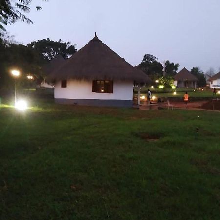 Village Noah Yaoundé Kültér fotó